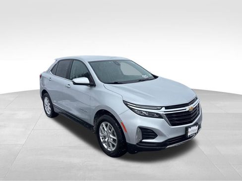 Used 2022 Chevrolet Equinox LT image 11