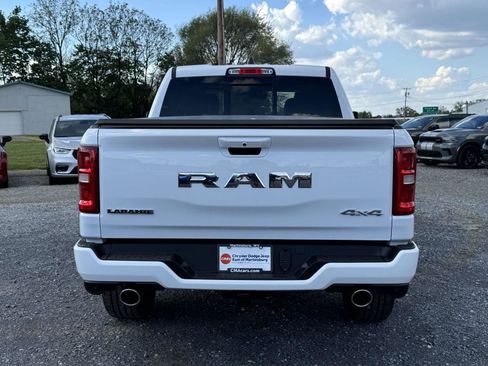 New 2026 RAM 1500 Laramie AWD/4WD image 22