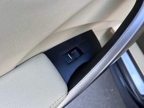 Used 2015 Acura RDX AWD w/ Technology Package image 31