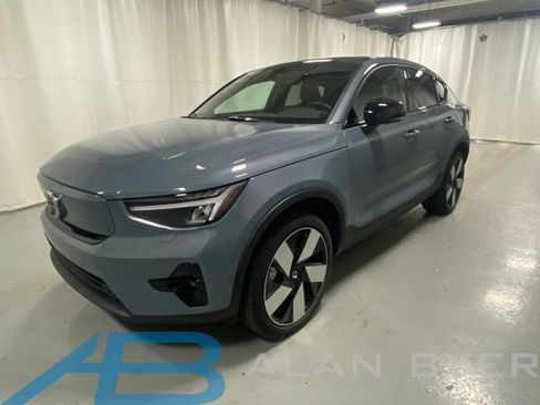 Used 2023 Volvo C40 P8 Recharge Plus w/ Climate Package AWD/4WD image 1