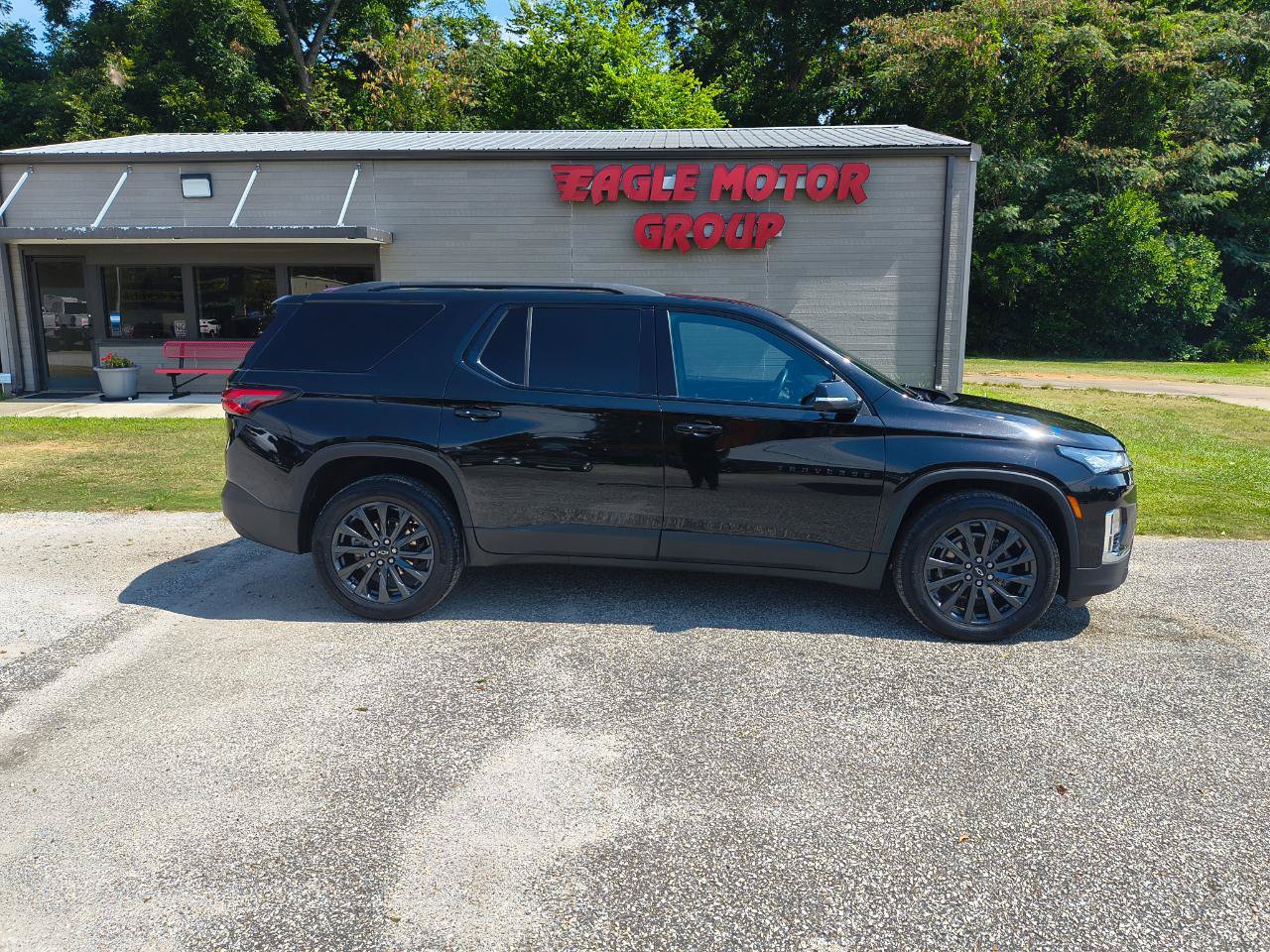Used 2022 Chevrolet Traverse RS w/ LPO, Floor Liner Package FWD image 1