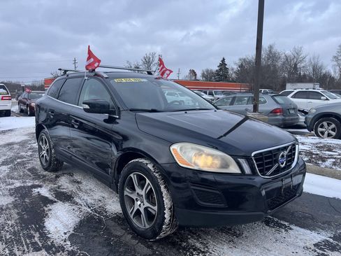 Used 2011 Volvo XC60 T6 image 4