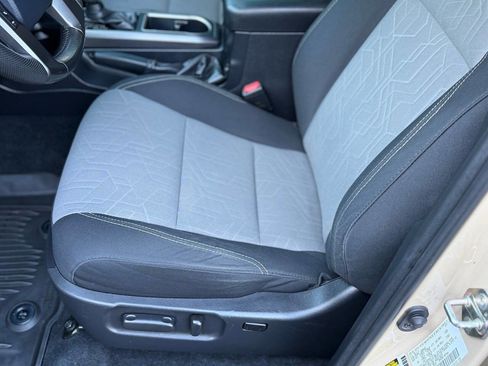 Used 2020 Toyota Tacoma TRD Off-Road w/ Technology Package AWD/4WD image 75