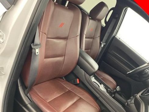 Used 2025 Dodge Durango GT AWD/4WD image 34