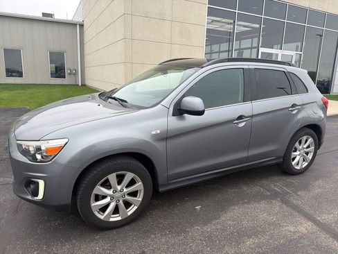 Used 2015 Mitsubishi Outlander Sport SE AWD/4WD image 5