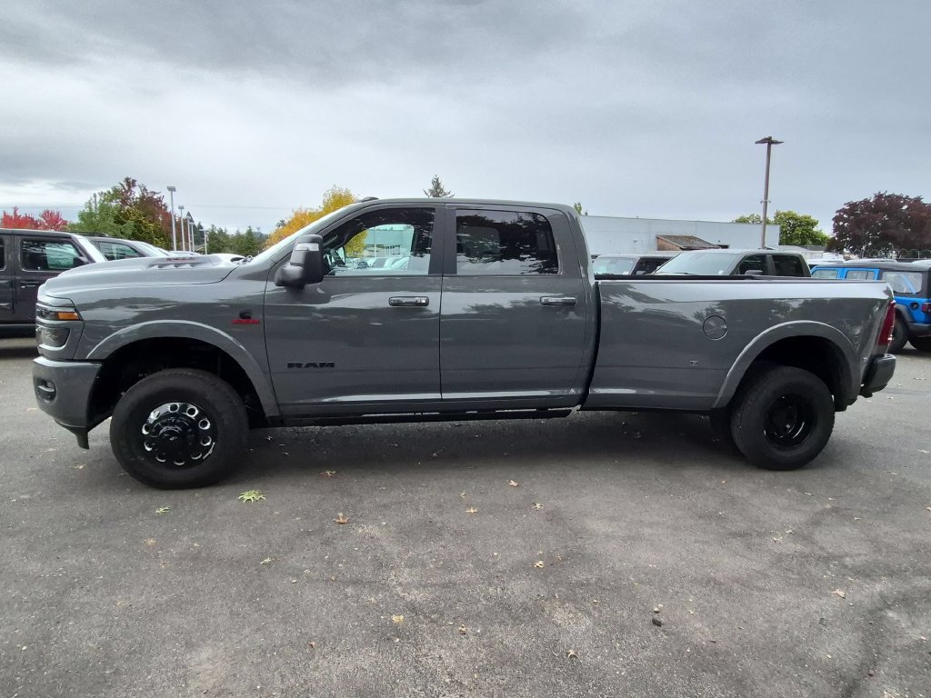 New 2027 RAM 3500 Limited AWD/4WD image 4