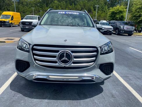 Used 2024 Mercedes-Benz GLS 450 4MATIC image 2
