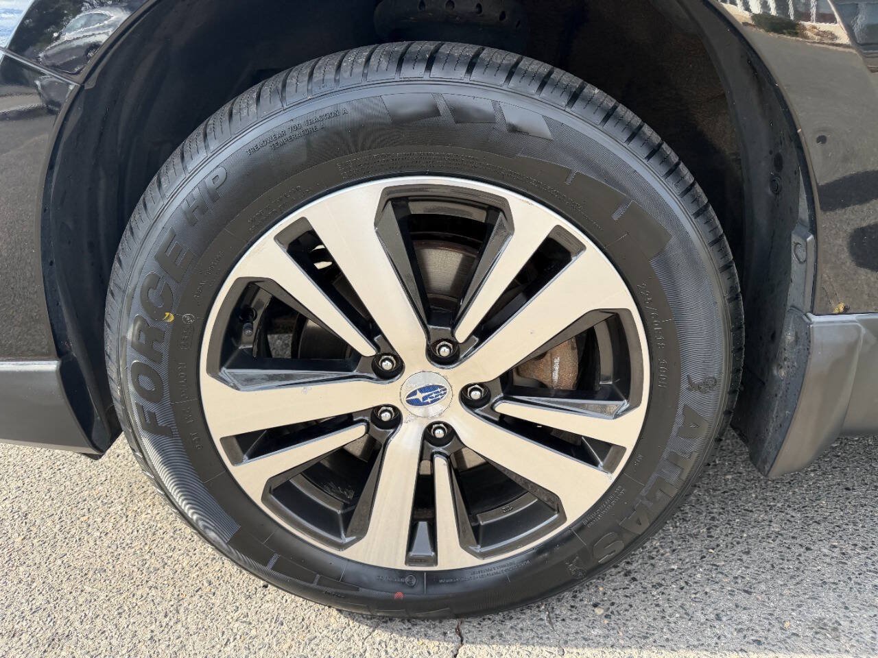 Used 2019 Subaru Outback 3.6R Limited AWD/4WD image 14