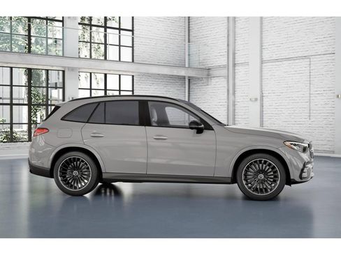 New 2026 Mercedes-Benz GLC 300 GLC 300 image 15