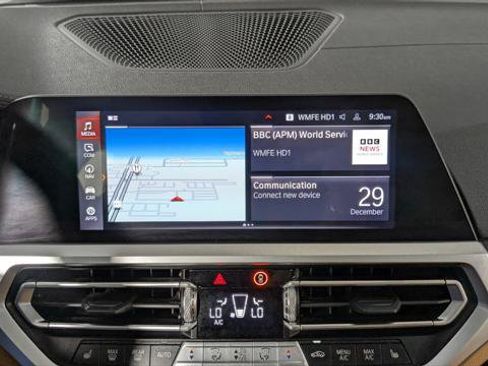 Used 2021 BMW 330i Sedan w/ M Sport Package image 30