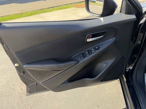 Used 2018 Toyota Yaris iA image 12