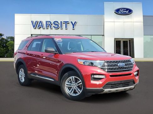 Certified 2023 Ford Explorer XLT w/ Equipment Group 202A AWD/4WD image 1