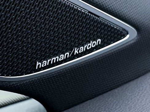 Used 2025 Volkswagen Golf R Black Edition AWD/4WD image 6