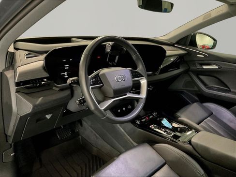 Used 2025 Audi Q6 e-tron Premium Plus AWD/4WD image 17