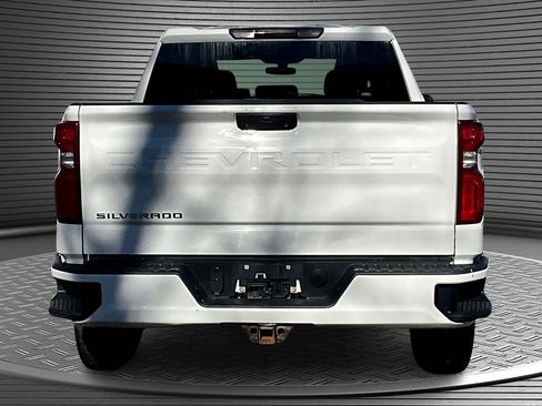 Used 2020 Chevrolet Silverado 1500 RST w/ RST Value Package image 5