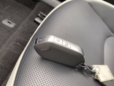 New 2026 Kia K4 GT-Line FWD image 39