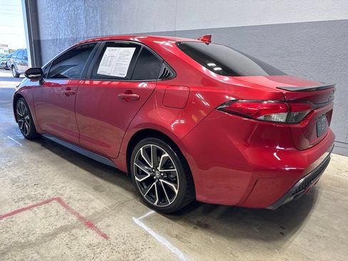 Used 2021 Toyota Corolla XSE FWD image 3