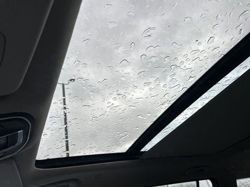 Used 2022 Jeep Wagoneer Series I w/ Premium Group I image 12