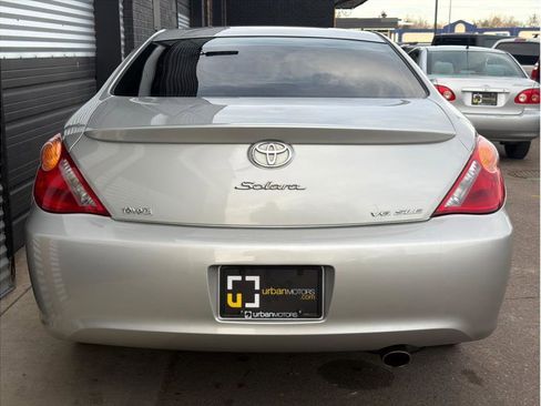 Used 2006 Toyota Solara SLE image 9