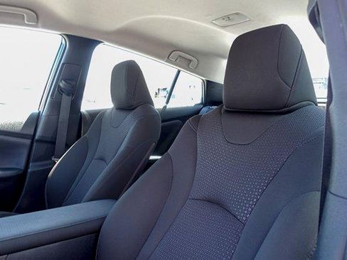 Certified 2022 Toyota Prius LE FWD image 10