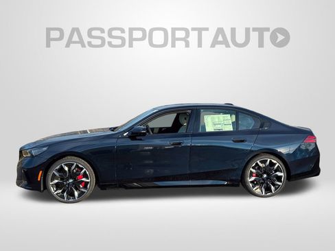 New 2026 BMW 540i xDrive w/ M Sport Package image 2