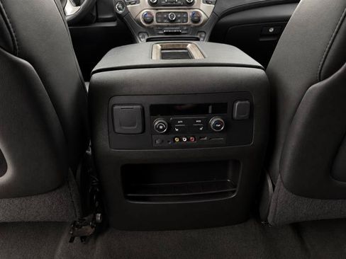 Used 2016 GMC Yukon XL Denali w/ Open Road Package AWD/4WD image 26