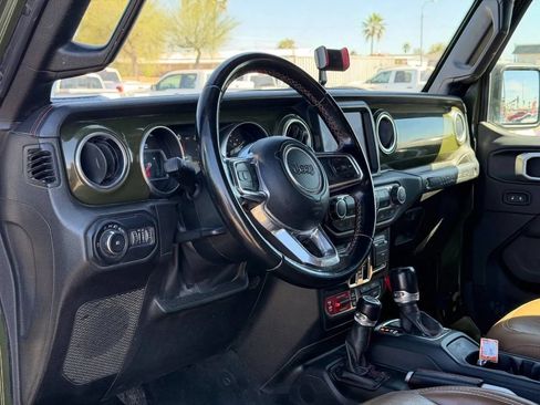 Used 2021 Jeep Wrangler Unlimited Rubicon AWD/4WD image 17