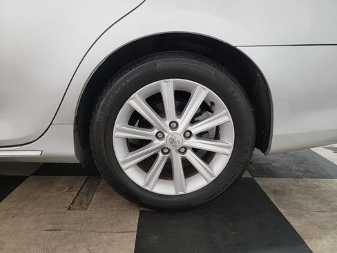 Used 2013 Toyota Camry XLE image 48