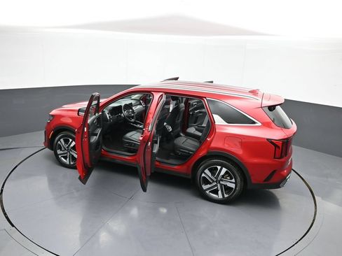 Certified 2023 Kia Sorento EX AWD/4WD image 46