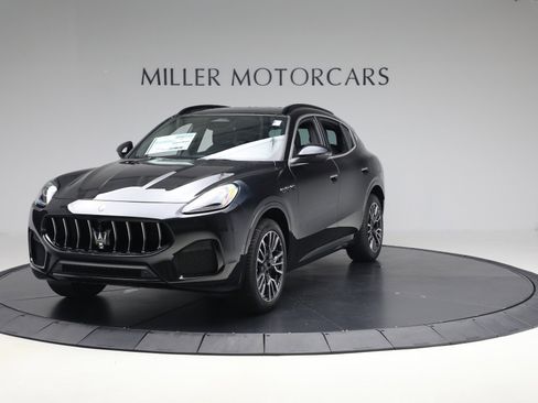 New 2025 Maserati Grecale GT image 12