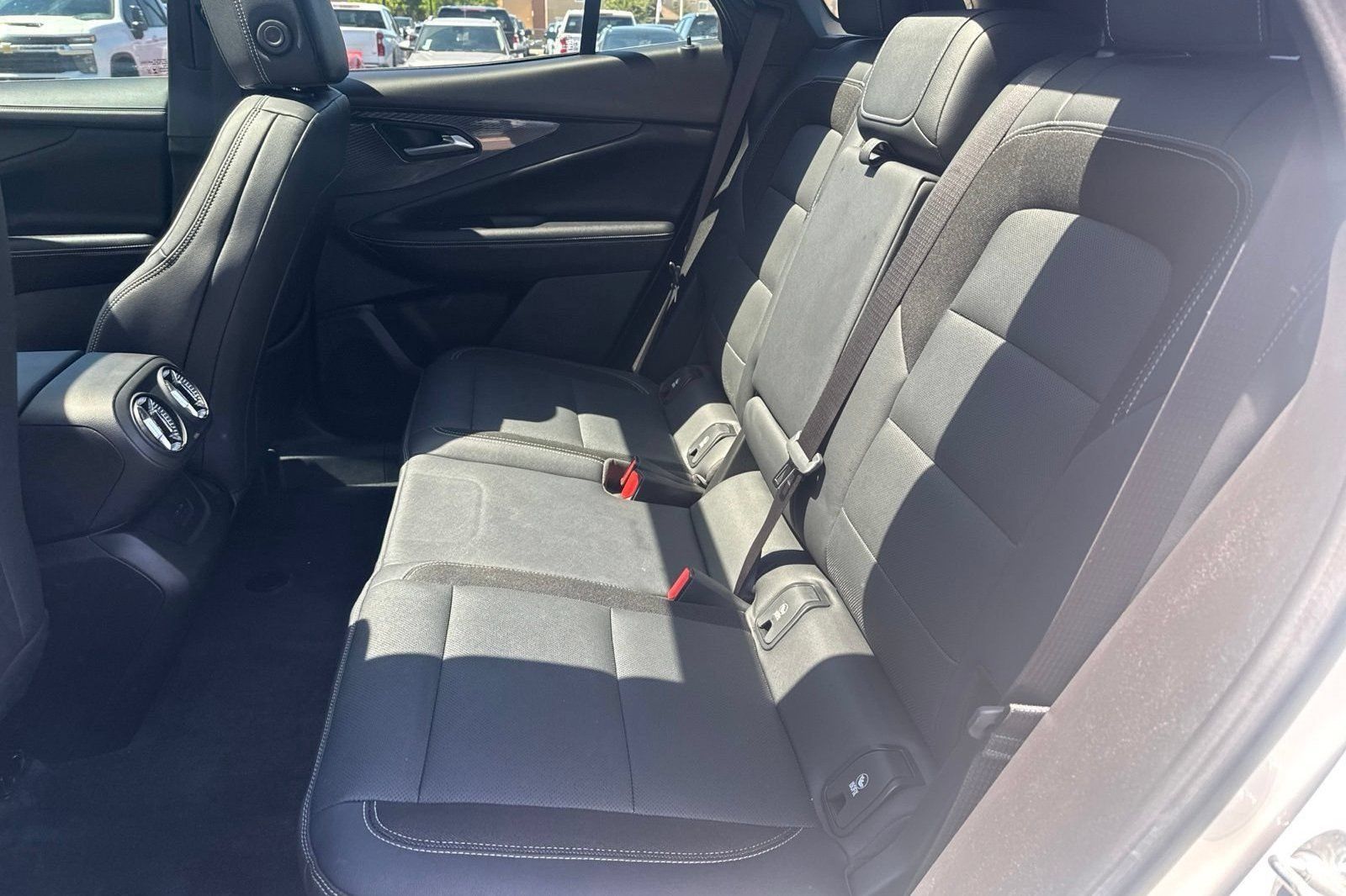 Used 2024 Chevrolet Blazer EV LT AWD/4WD image 2