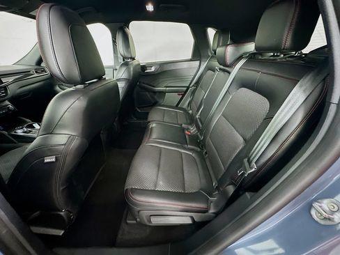 Used 2023 Ford Escape ST-Line w/ Tech Pack #1 AWD/4WD image 32