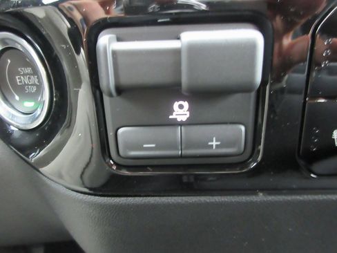 New 2026 GMC Sierra 1500 Elevation image 19