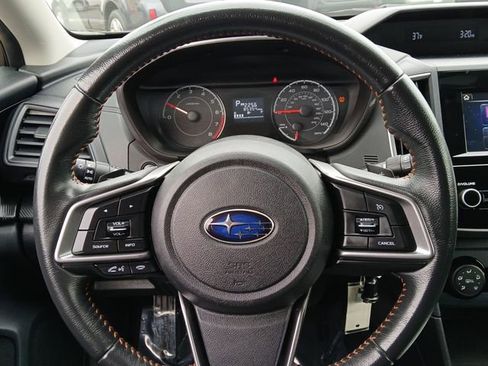 Used 2018 Subaru Crosstrek 2.0i Premium w/ Moonroof Package image 11