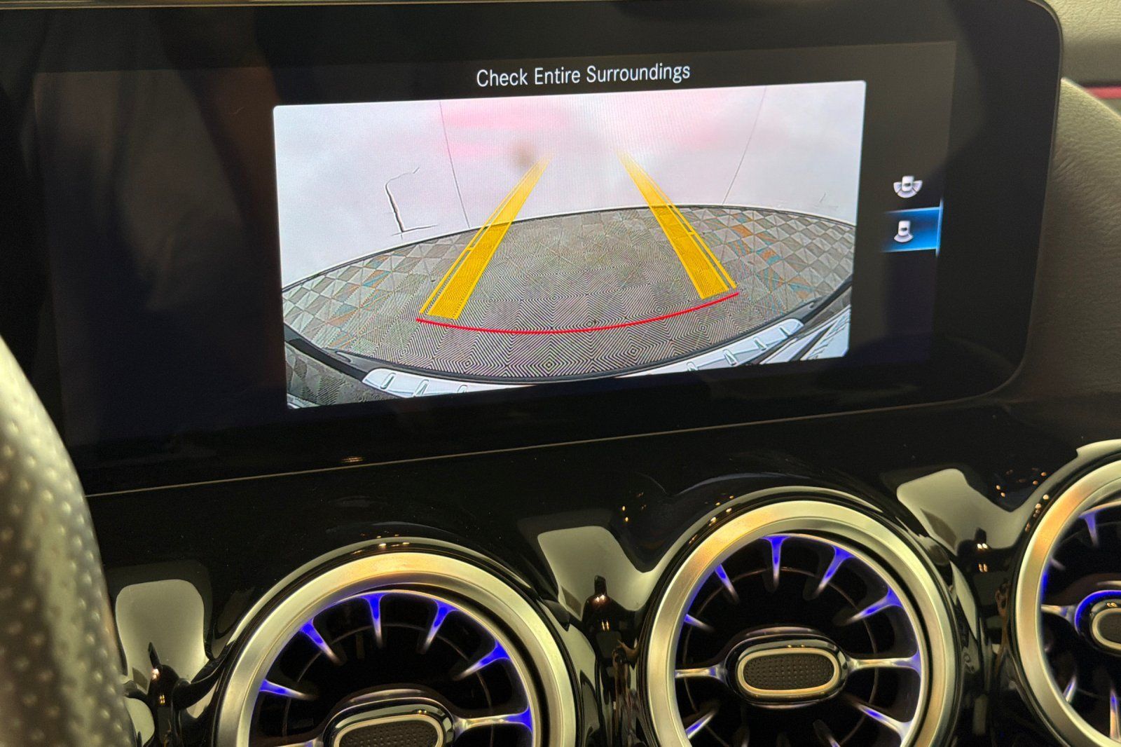 Used 2022 Mercedes-Benz GLA 35 AMG 4MATIC image 18