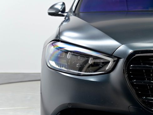 Used 2022 Mercedes-Benz S 580 4MATIC Sedan w/ AMG Line Package image 55
