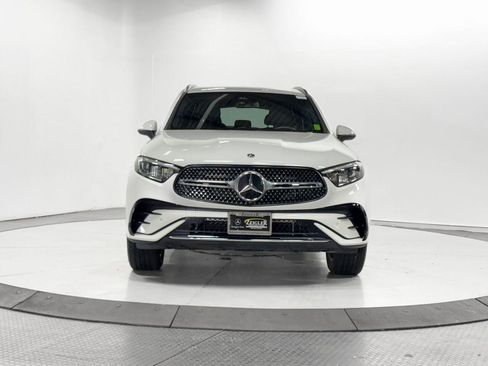 Used 2025 Mercedes-Benz GLC 350e 4MATIC w/ AMG Line image 2
