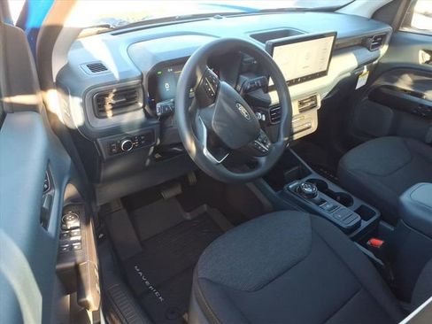 New 2025 Ford Maverick XL image 19