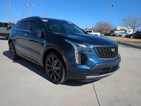 Used 2020 Cadillac XT4 Premium Luxury w/ Cold Weather Package FWD image 3
