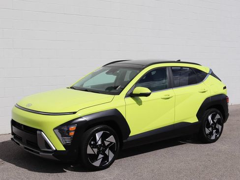 Used 2024 Hyundai Kona Limited FWD image 8