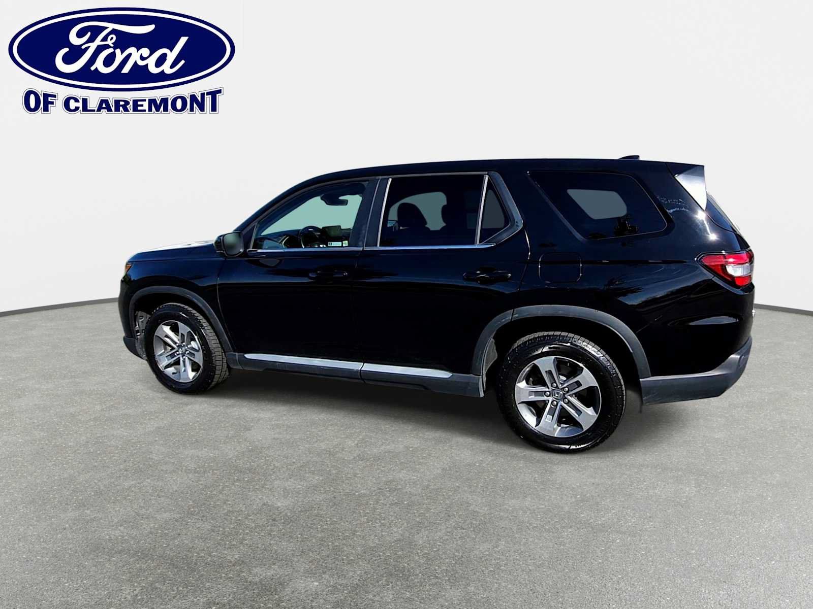 Used 2023 Honda Pilot EX-L image 5