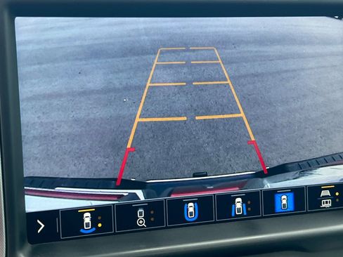 Used 2021 GMC Sierra 2500 SLT w/ SLT Premium Package image 16