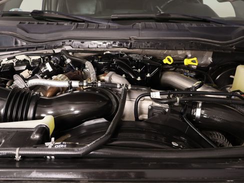 Used 2019 Ford F250 Lariat w/ Lariat Ultimate Package image 21