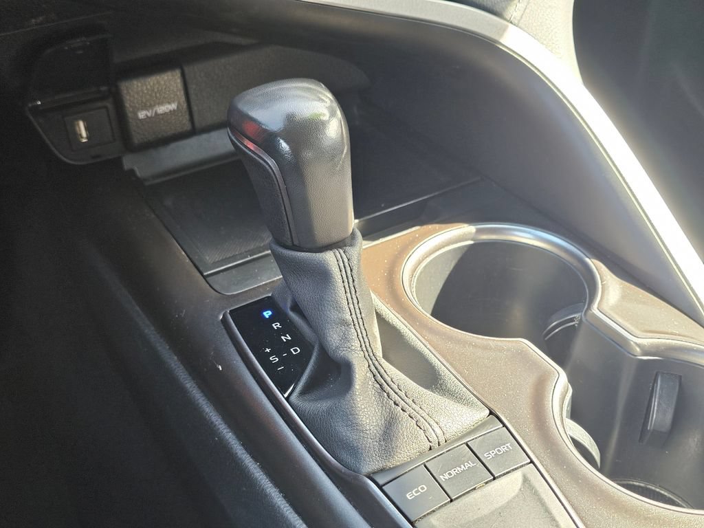 Used 2024 Toyota Camry SE FWD image 26