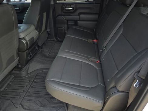 Used 2020 GMC Sierra 2500 4x4 Crew Cab w/ Gooseneck/5TH Wheel Package image 24