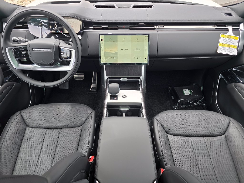 New 2026 Land Rover Range Rover Long Wheelbase SE AWD/4WD image 39