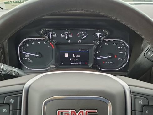 Used 2021 GMC Sierra 1500 SLT w/ SLT Premium Plus Package AWD/4WD image 14