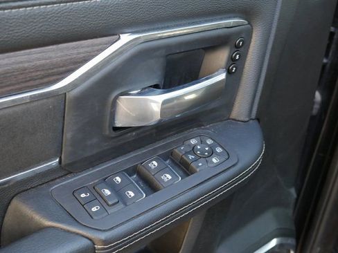 Used 2025 RAM 2500 Laramie image 12