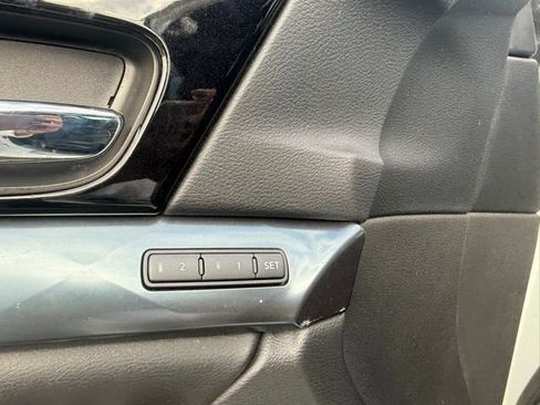 Used 2022 Nissan Maxima SR w/ Sport Mat Group image 13