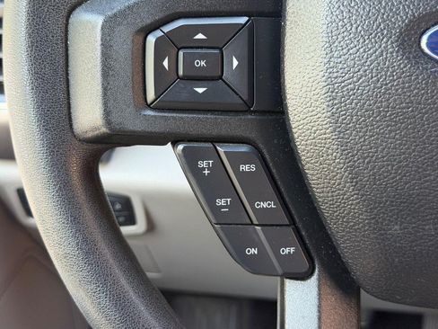 Used 2019 Ford F150 XLT AWD/4WD image 16